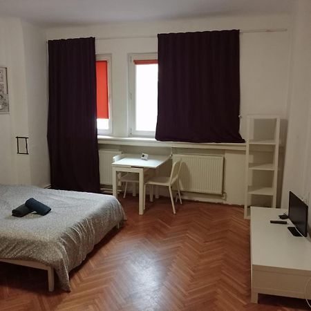 Apartamento Romana City Center Studio Bucarest Exterior foto